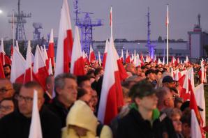 [VIDEO] Nigdy więcej wojny. Tylko silni, mądrzy i zjednoczeni nikomu nie ulegniemy