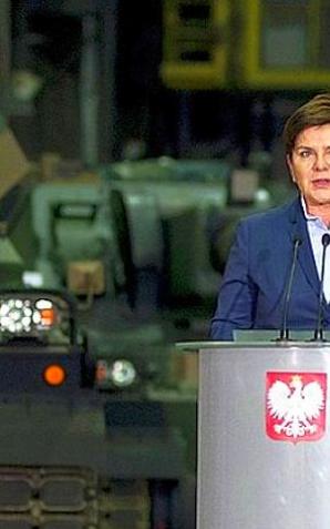 Premier Beata Szydło: Polski przemysł wojskowy realnie staje się jednym z kół zamachowych polskiej gospodarki