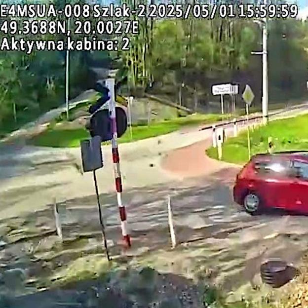 [VIDEO] POV: wypadek na przejeździe w Poroninie