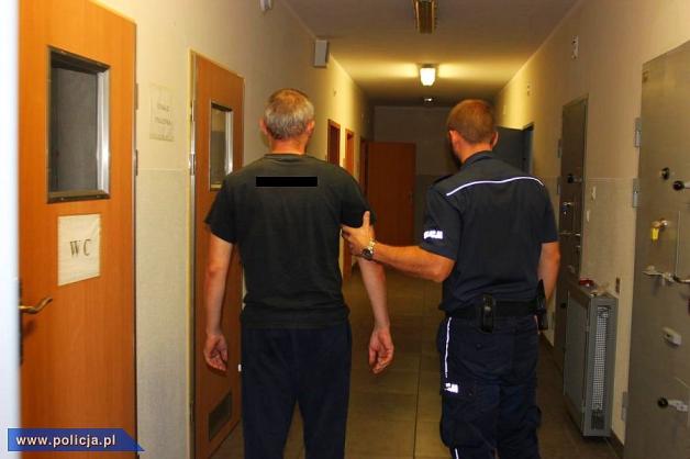 Dobrzyń: Uśmiercili szczenięta! 