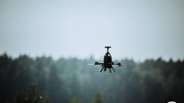 [VIDEO] Żelazny Obrońca 25 – Wojsko Polskie testuje drony i innowacje dla bezpieczeństwa mieszkańców